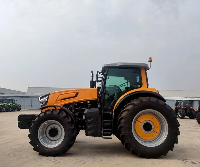 SADIN AOMOH SD2604-K 260HP Heavy-Duty Agricultural Tractor 4x4 For Sale