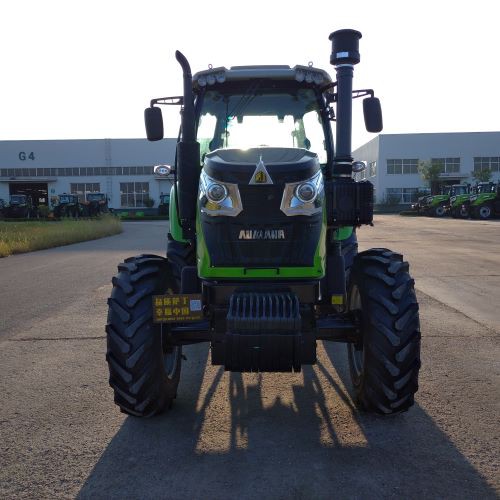 Tracteur agricole 130HP