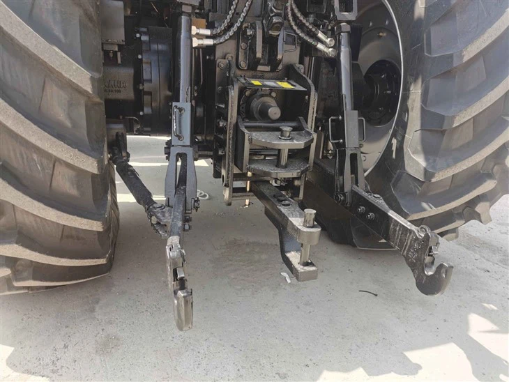 Utility Tractor Front PTO 240hp Farm Tractor