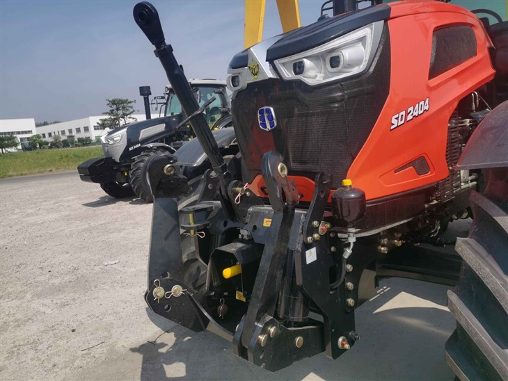 Utility Tractor Front PTO 240hp Farm Tractor